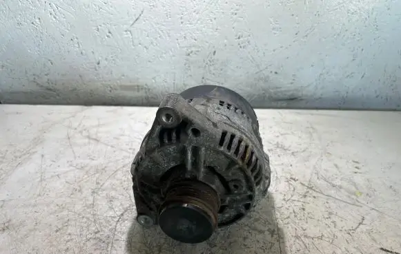 Audi A6 S6 C5 4B Generator/alternator 058903016D 0123510045 70120A