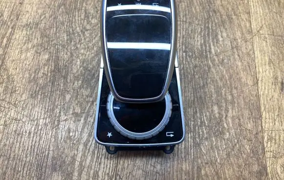 Mercedes-Benz GLE (W166 - C292) Head unit multimedia control A1669006514 A1669011405 A2059020104