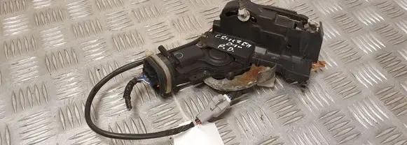 Toyota Land Cruiser (HDJ90) Front door lock