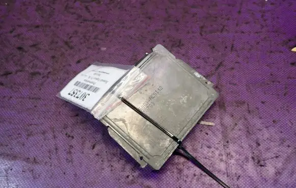 Renault Espace III Voltage converter inverter 89034934