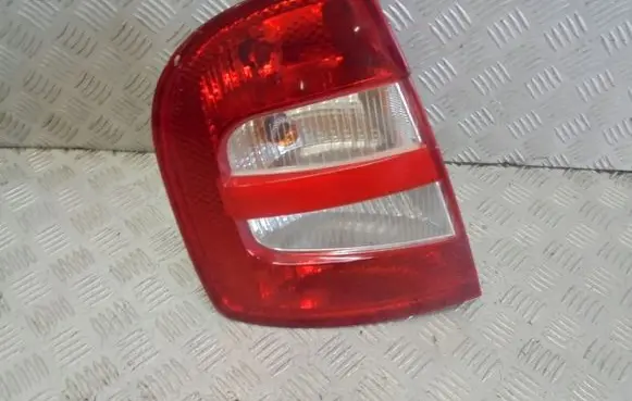 Skoda Fabia Mk1 (6Y) Number plate light