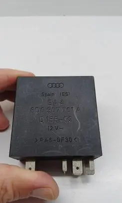 Audi A4 S4 B5 8D Other relay 8D0907701A D15502 397