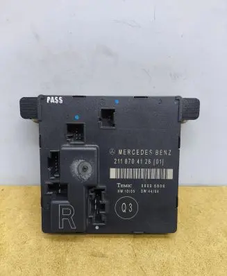 Mercedes-Benz E W211 Door control unit/module 2118704126 00006806