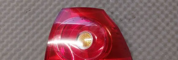Volkswagen Golf V Rear/tail lights 4VFX13404AB