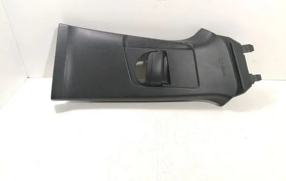 Volvo V40 (B) pillar trim (top) 31307225
