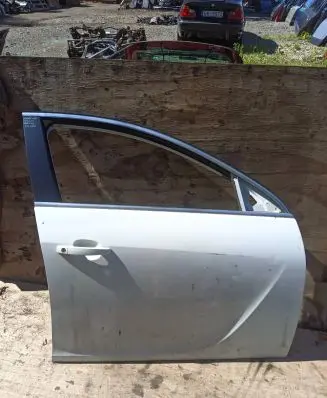 Opel Insignia A Front door