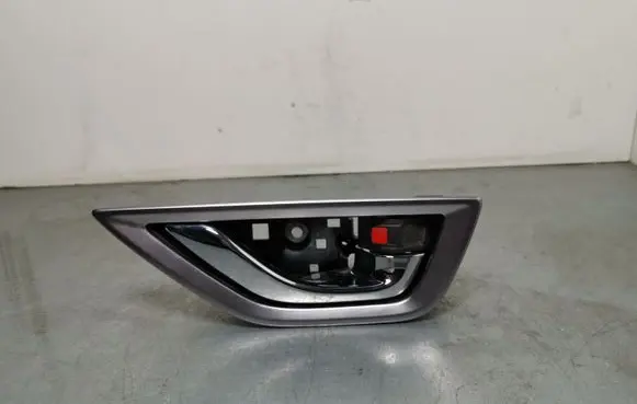 Subaru Forester SK Rear door interior handle PA6GF30RH1