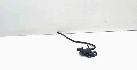 BMW 3 E90 E91 Vacuum valve 1742712