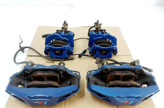BMW X3 G01 Front brake caliper 6881785