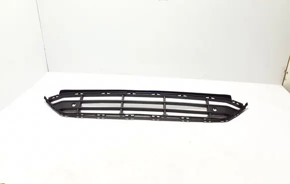 Volvo XC90 Front bumper lower grill 31663497