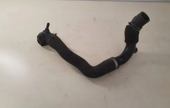 Volkswagen PASSAT B6 Engine coolant pipe/hose 3C0121087A