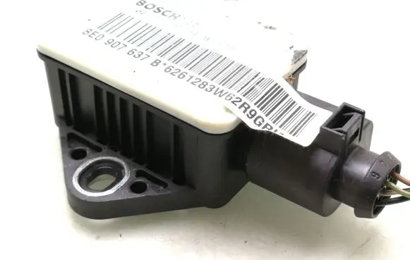 Audi A4 S4 B7 8E 8H ESP acceleration yaw rate sensor 8E0907637B