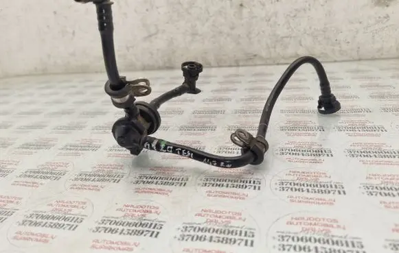 Audi A4 S4 B7 8E 8H Vacuum line/pipe/hose 06F133529C