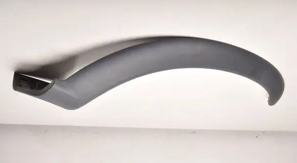 Volvo XC70 Front arch trim 30678044