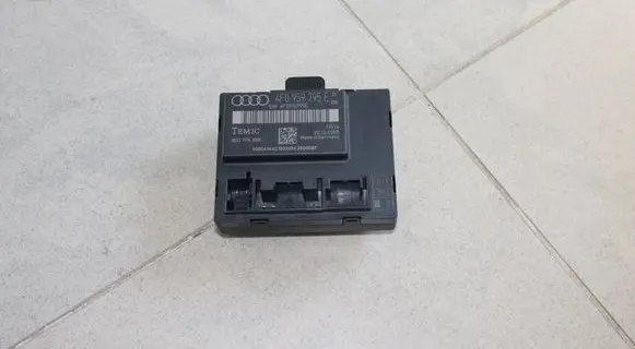 Audi A6 S6 C6 4F Door control unit/module 4F0959795E