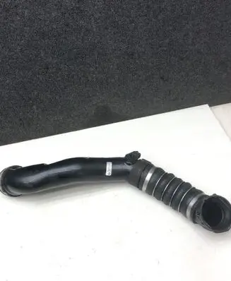 BMW X5 E70 Intercooler hose/pipe 7810307 11884410 L21372J5242