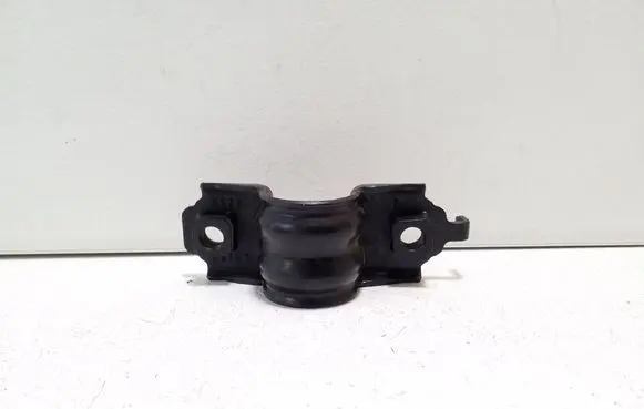 Nissan Qashqai J12 Sway bar bush bracket, front 