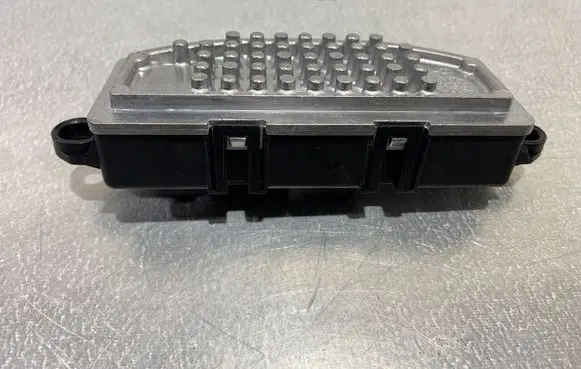 Jaguar F-Pace Heater blower motor/fan resistor GX7319E624AA