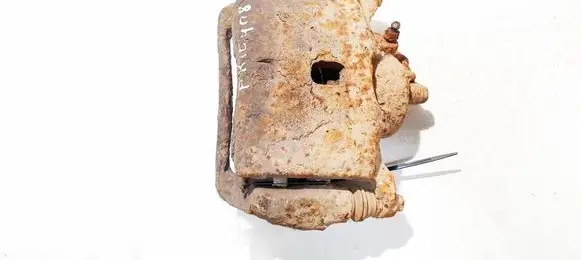 Honda CR-V Front brake caliper