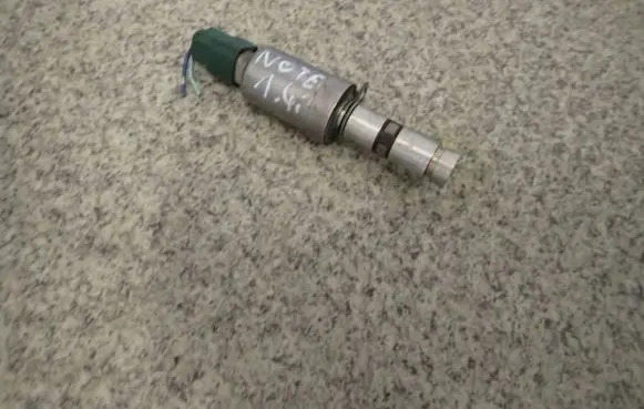 Nissan Note (E11) Camshaft vanos timing valve 