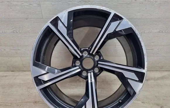 Audi RS4 B9 R20 alloy rim 8W0601025DR
