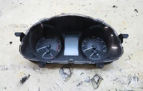 Toyota Auris E180 Speedometer (instrument cluster) A2C94485000