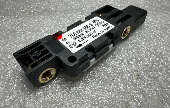 Airbag deployment crash/impact sensor