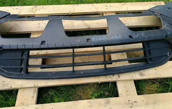 Ford Kuga II Front bumper splitter molding 