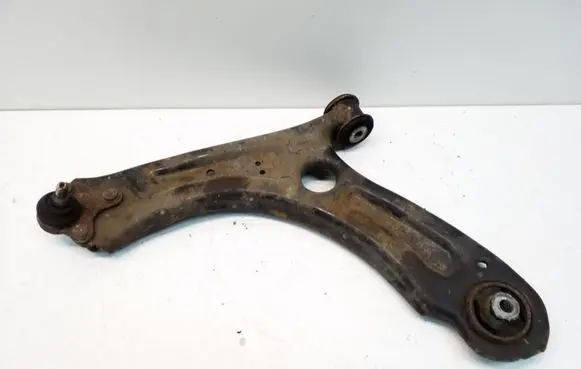Volkswagen Jetta VI Front lower control arm/wishbone