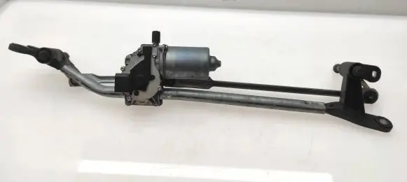 Land Rover Evoque I Front wiper linkage and motor W0027116 L538RHD 3281D