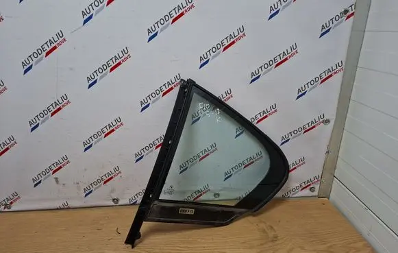 BMW 5 F10 F11 Rear vent window glass 7182025 51357182025