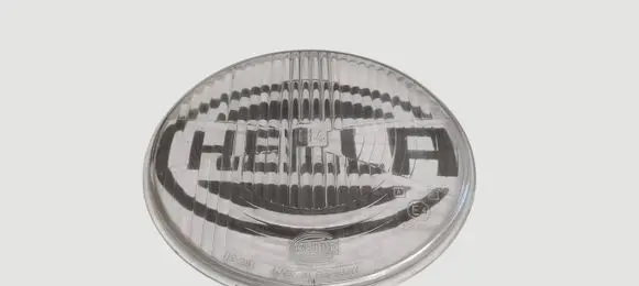 Volkswagen Beetle 1200 Headlight lense 112281 2R7R20 HELLA