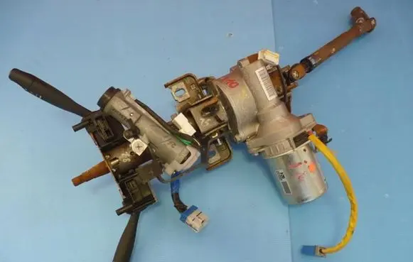Hyundai i10 Steering wheel axle set 