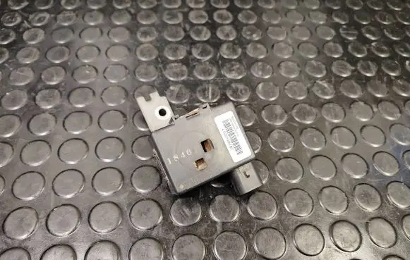 Citroen C4 Aircross Horn buzzer relay 8637A176