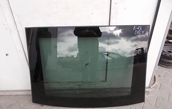 BMW 6 E63 E64 Sunroof glass 