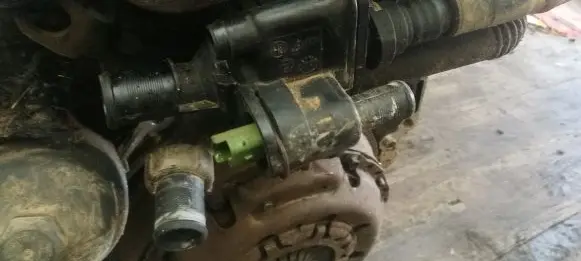 Mazda 2 Engine coolant pipe/hose