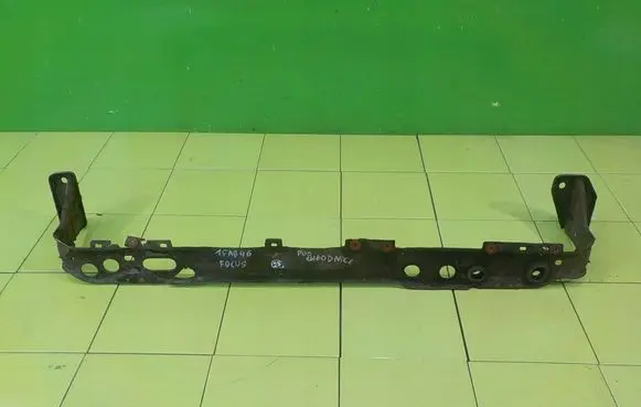 Ford Focus Front bumper support beam 