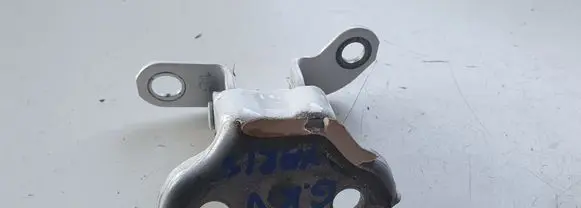Toyota Yaris Rear door upper hinge