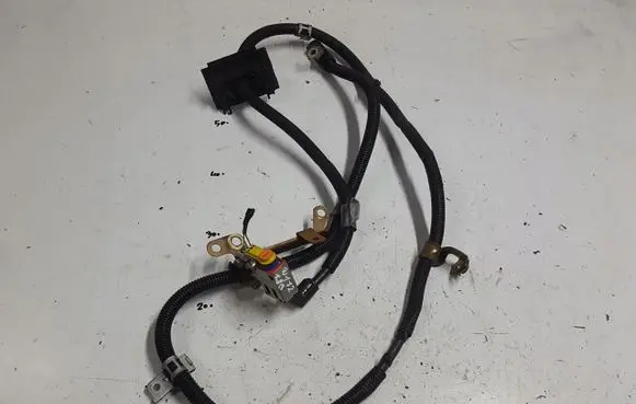 Mercedes-Benz SLK R172 Positive cable (battery) N000000006150
