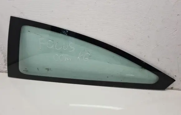 Ford Focus Rear side window
