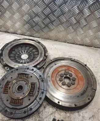 Ford Focus Clutch set kit 323049910 412119300