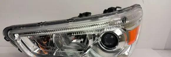 Mitsubishi ASX Headlight/headlamp P9135L