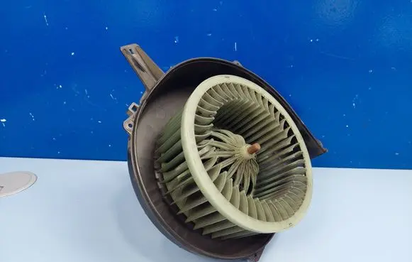 Audi A2 Heater fan/blower 6Q2820015A