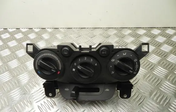 Mazda 2 Climate control unit D6519G23 Y659