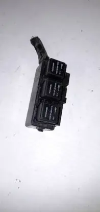Subaru Legacy Relay mounting block 25232AA090