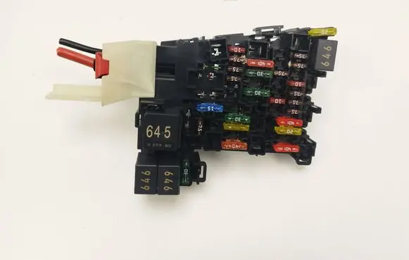 Volkswagen Tiguan Fuse module 5Q0937615C 16082018