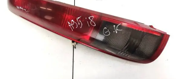 Nissan X-Trail T30 Rear/tail lights