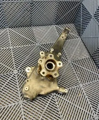 BMW 7 G70 Front wheel bearing hub 6899174 6898324