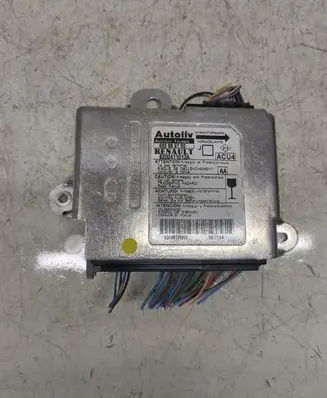 Renault Scenic II - Grand scenic II Airbag control unit/module 8200411013A