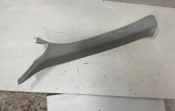 Audi A4 S4 B8 8K (A) pillar trim 8K0867233